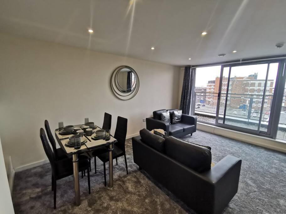 Paramount City View Swindon Exterior foto